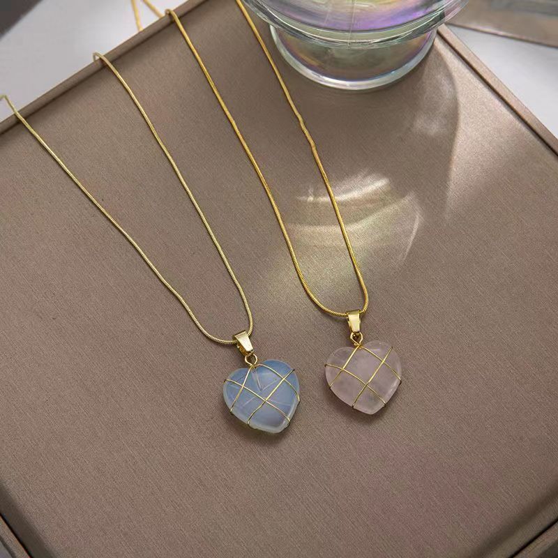 Charming Heart-Shaped Moonstone Necklace for Trendy Women