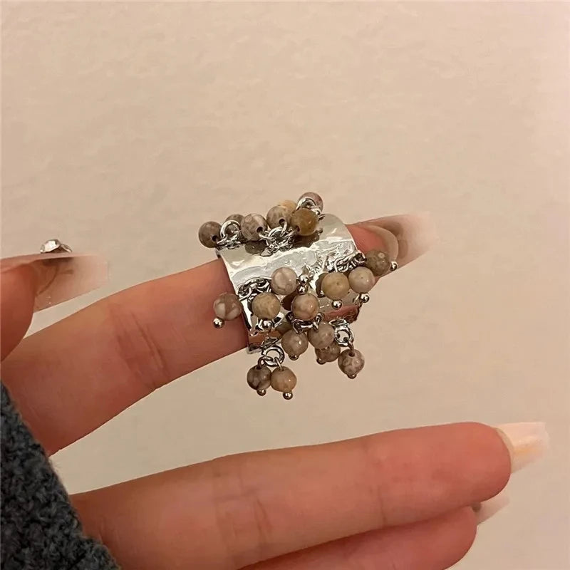 Sara Retro-Inspired High-Quality Natural Stone Fringe Ring