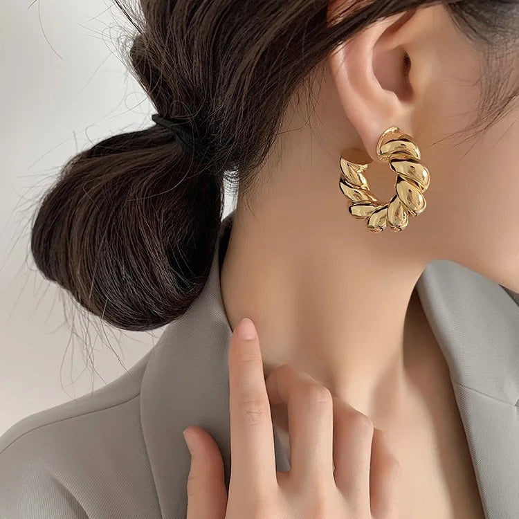 Chic Geometric Hoop Earrings