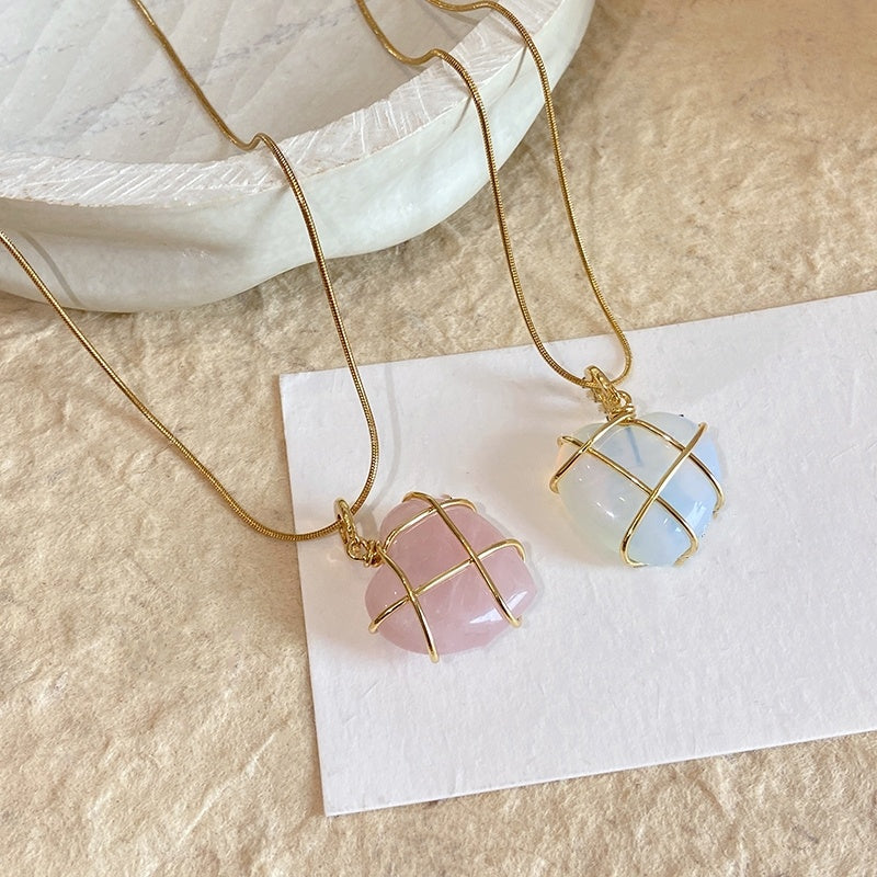 Charming Heart-Shaped Moonstone Necklace for Trendy Women