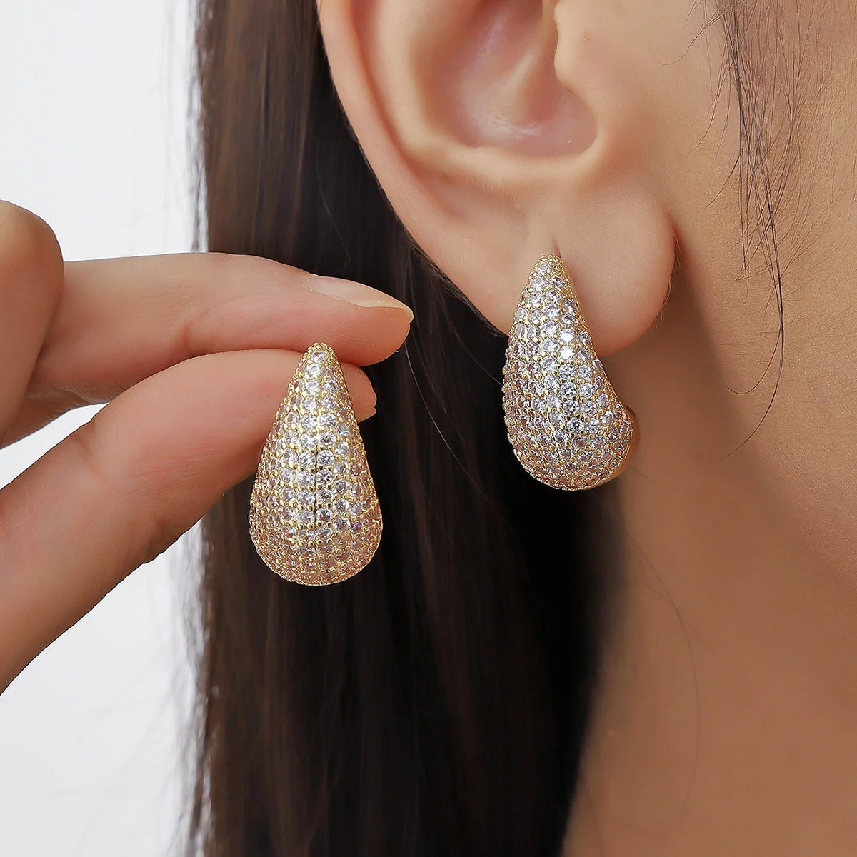 Elegant Golden Drop Earrings