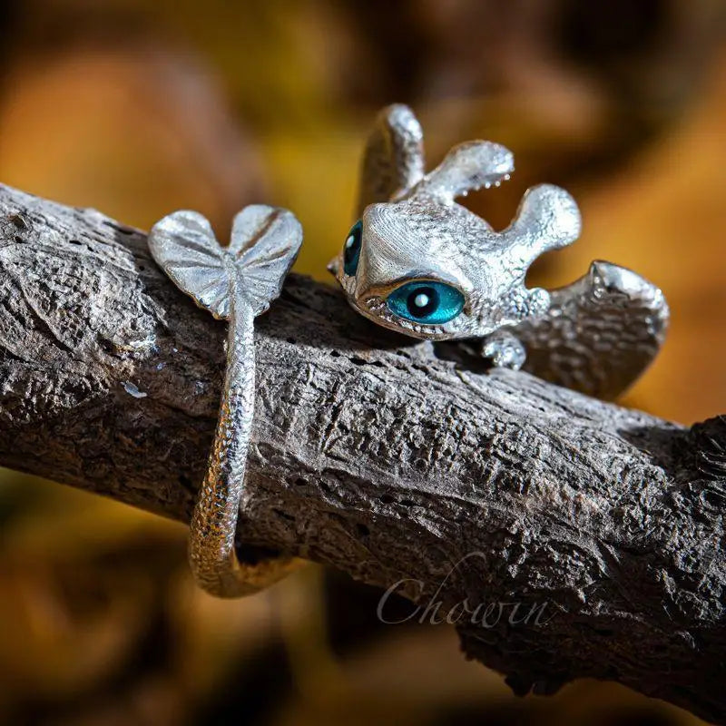 Vintage Adjustable Purple Eye Fish Ring for Unisex - Personalized Creative Lucky Cocktail Ring for Casual Events and Celebrations